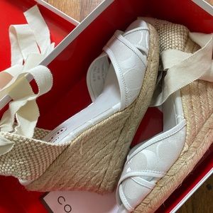 New in box White coach mila heels